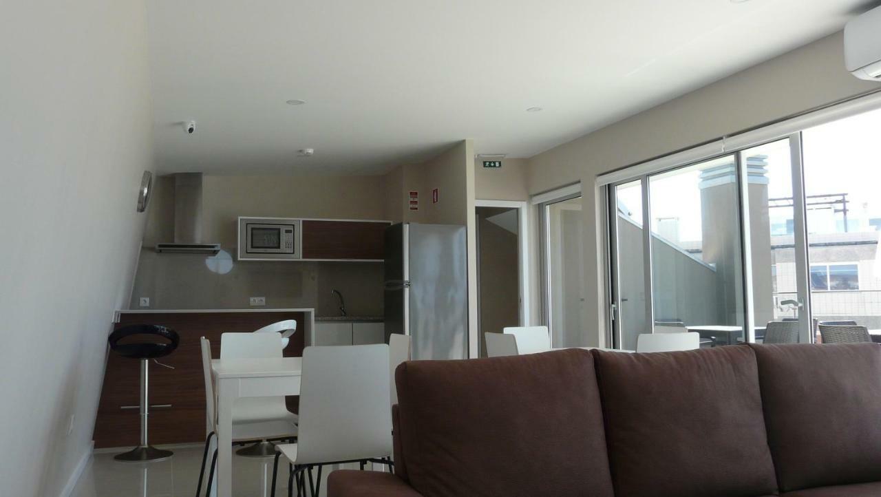 Cmb Guesthouse Apúlia エクステリア 写真